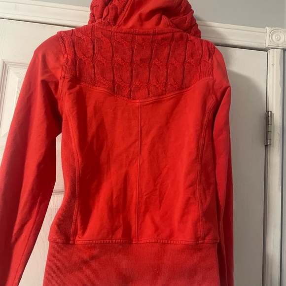 Lululemon scuba jacket with knit hood and double collar, size 6, orange - Picture 3 of 3